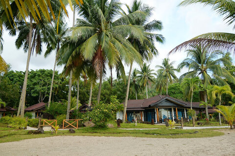 Tasik Ria Resort